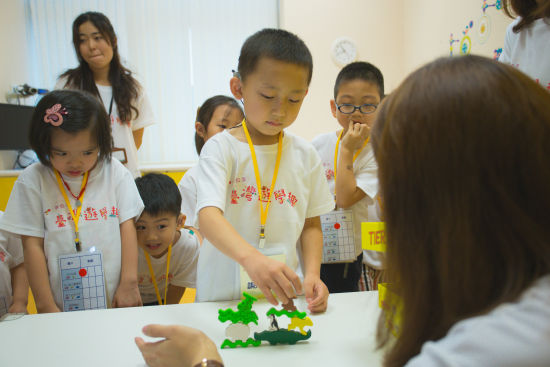 两岸听障儿童在游学活动中学习尊重与关怀