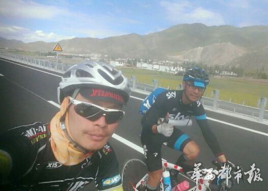 四川2名听障骑友单车走川藏，11天行4400里。