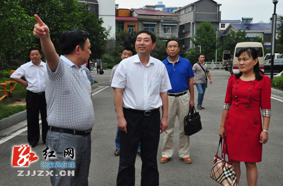 【简讯】王志刚调研市儿童福利中心和市特殊教育学校工作