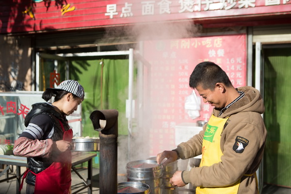 一场与命运之神的无声较量 骏派D60聋哑车主冀小刚